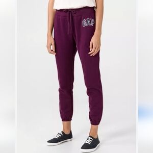 GAP Purple Joggers with logo
